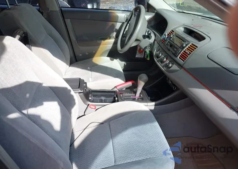 2004 Toyota Camry Le from USA, damaged, VIN 4T1BE30K44U918065